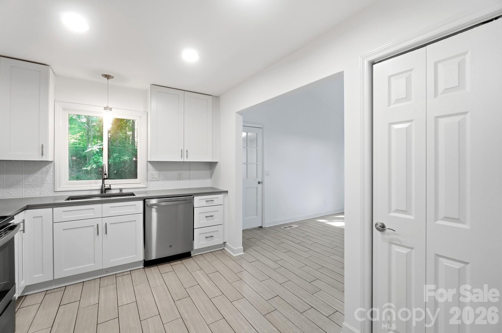 319 Settlement Drive Property Photo 11