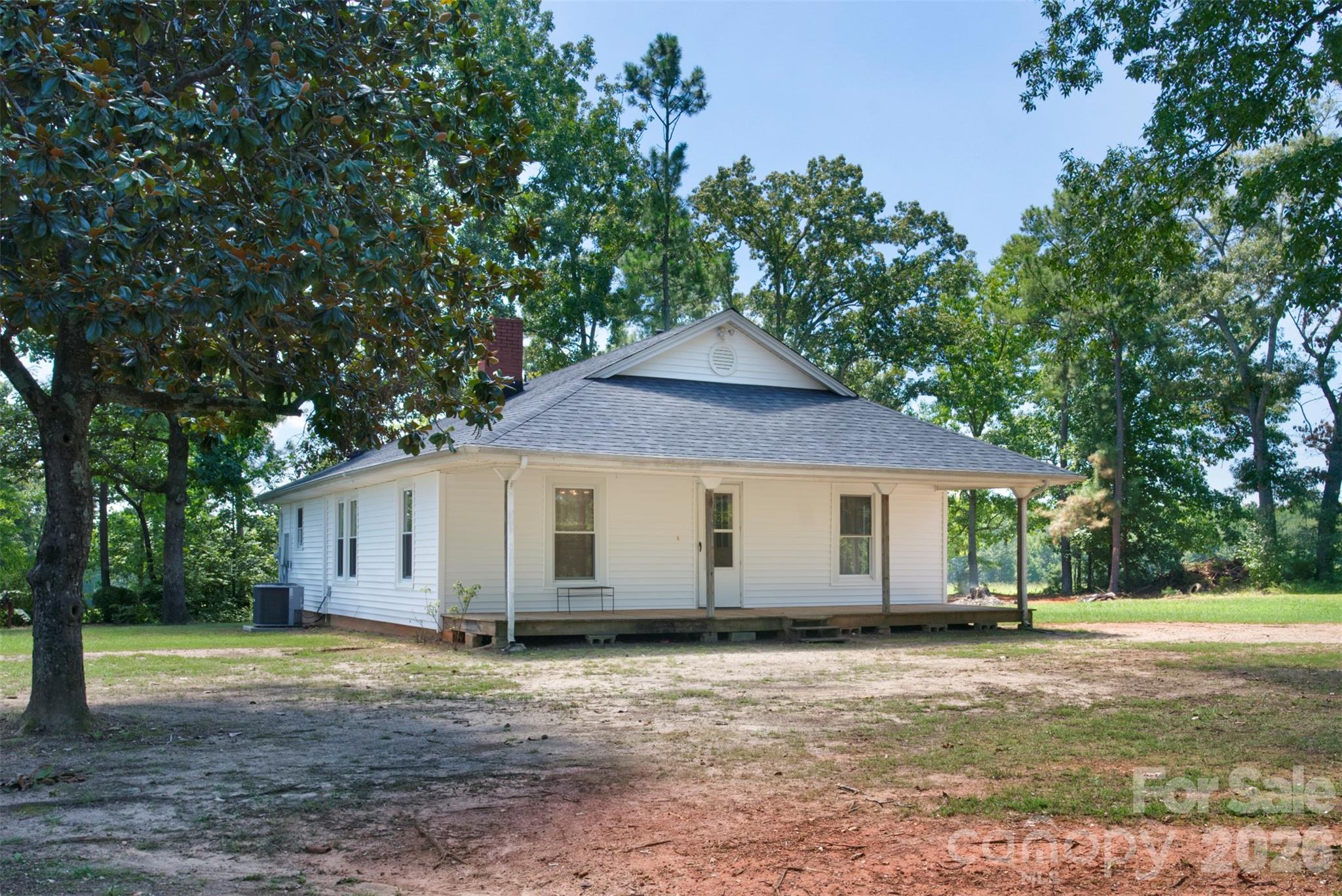 1002 Tanner Road Property Photo 1