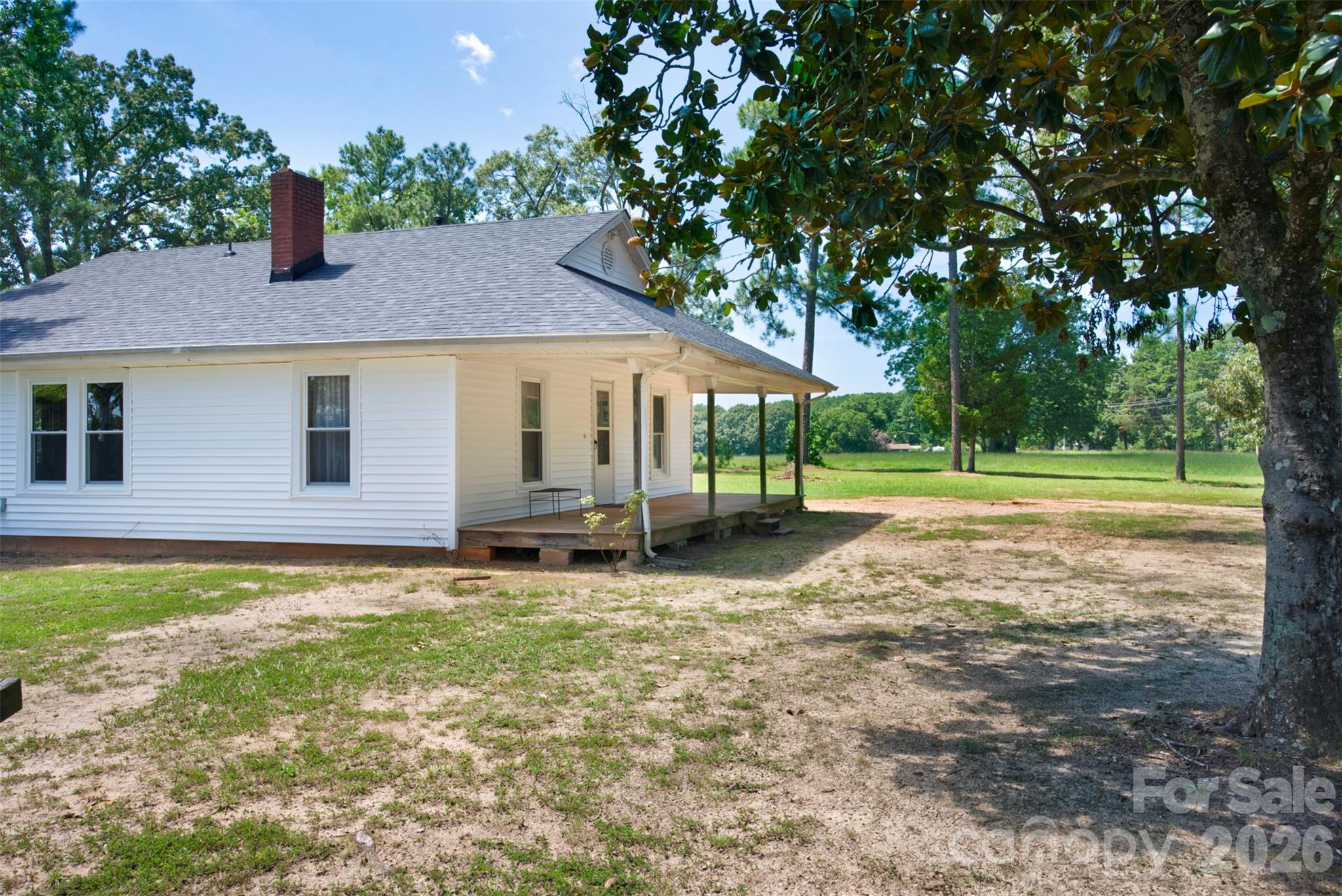 1002 Tanner Road Property Photo 5