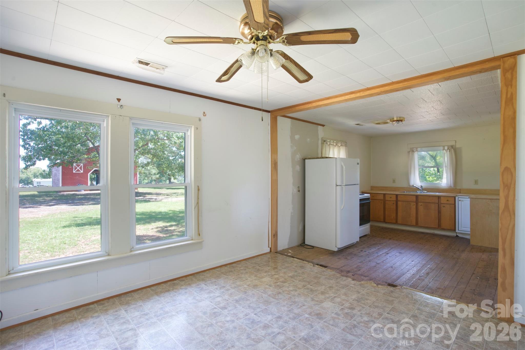 1002 Tanner Road Property Photo 18
