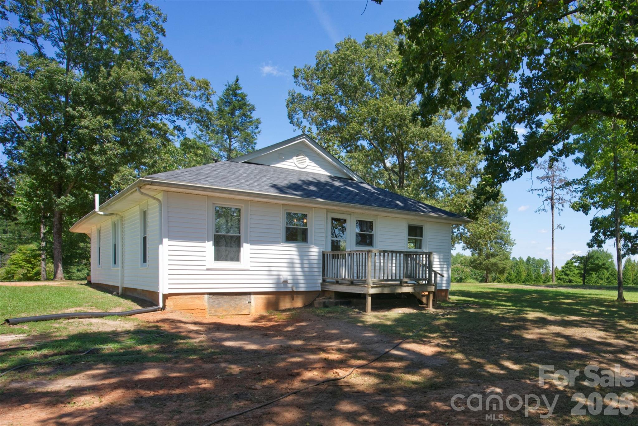1002 Tanner Road Property Photo 28