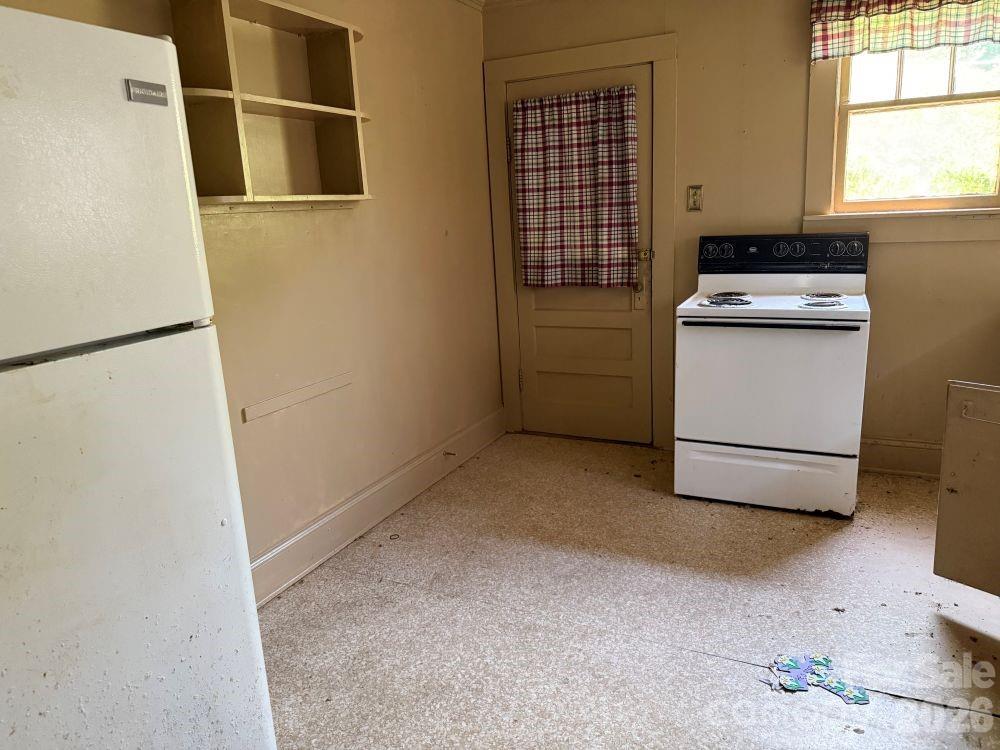 1710 Stokes Ferry Road Property Photo 6