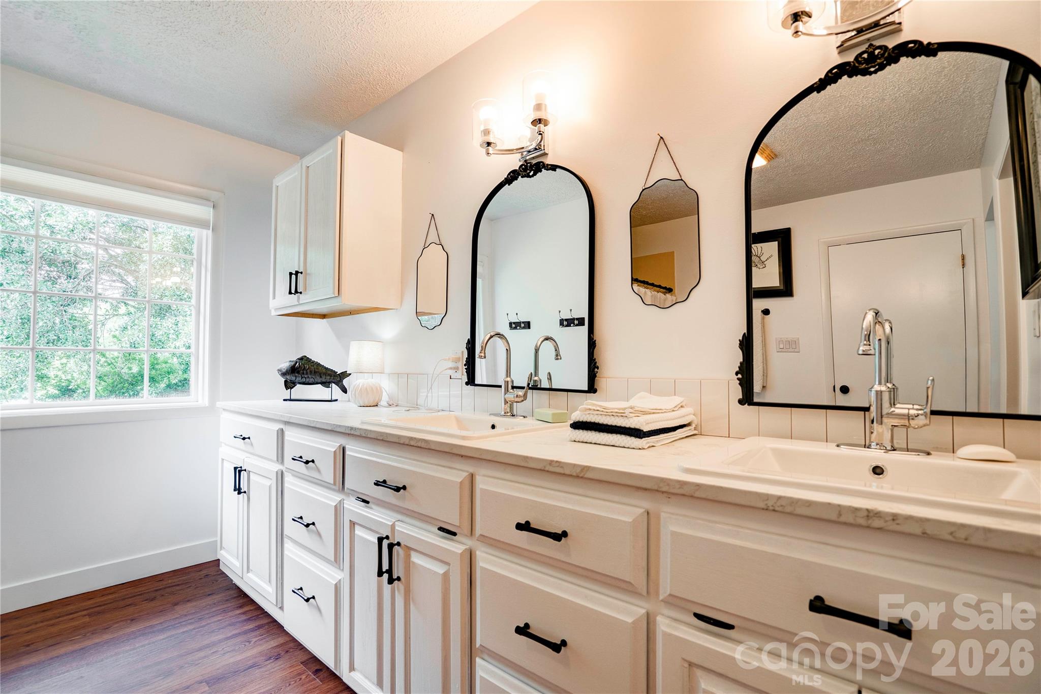 8 Charger Court Property Photo 18