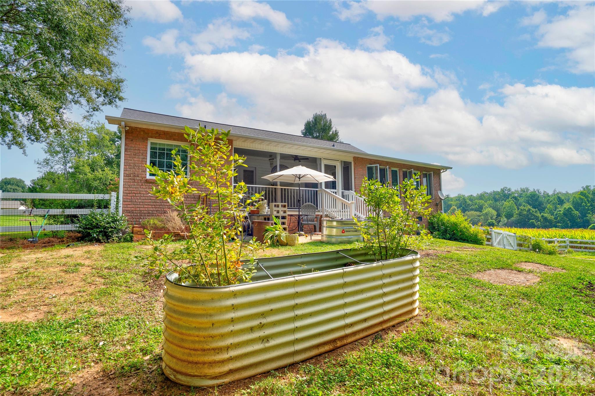 8 Charger Court Property Photo 42