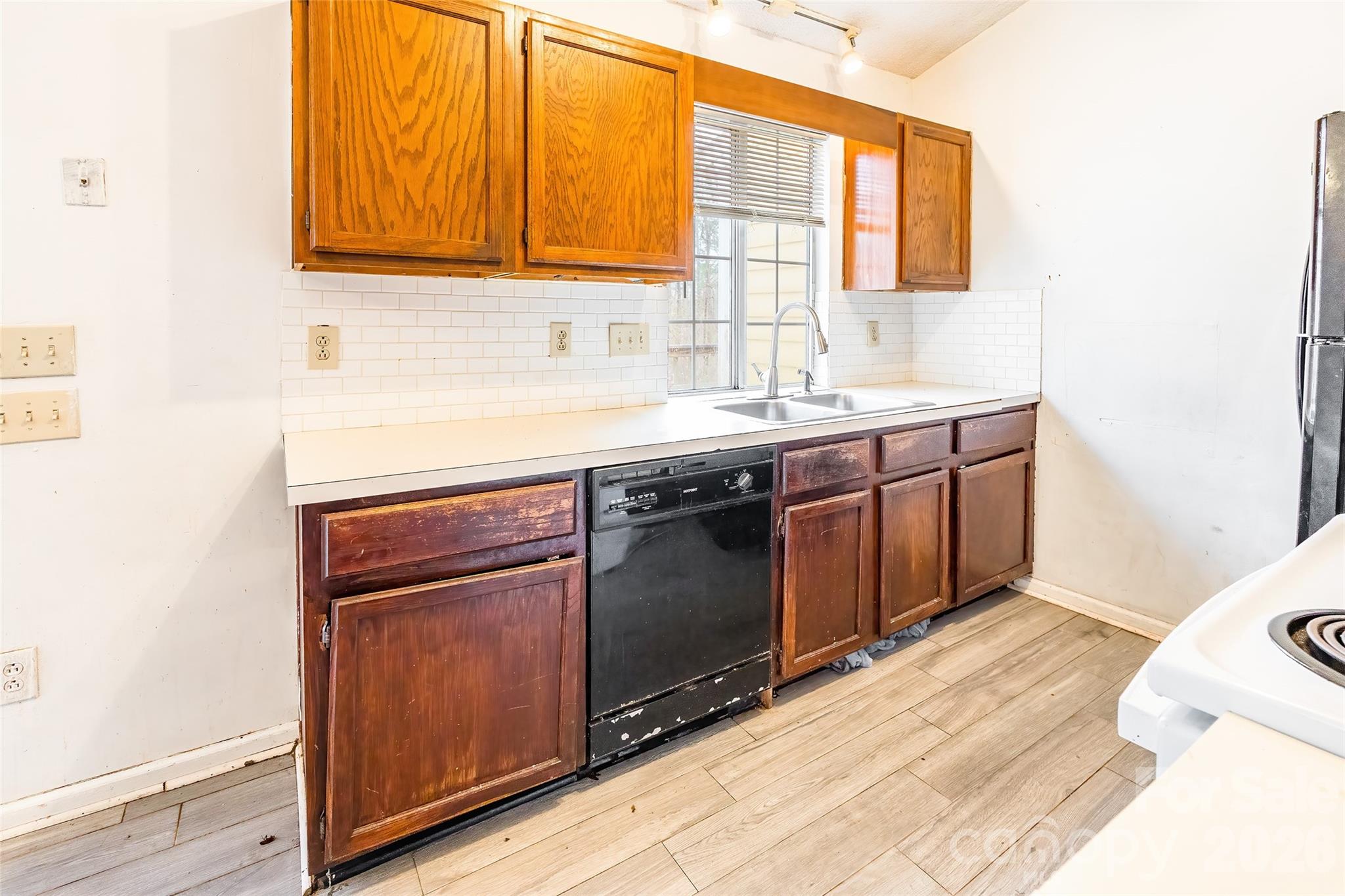 3552 Braewick Place Property Photo 8