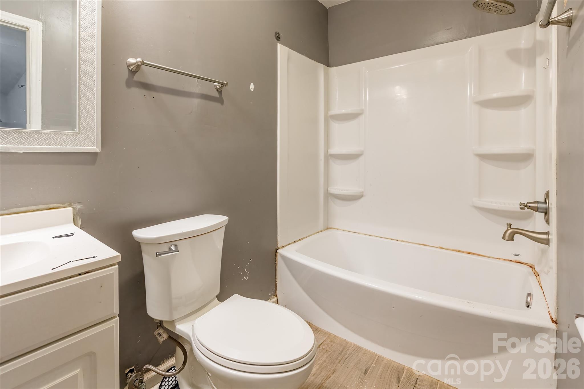 3552 Braewick Place Property Photo 14