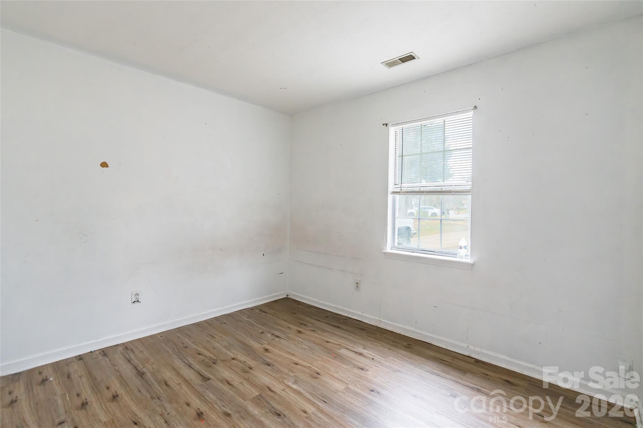 3552 Braewick Place Property Photo 15