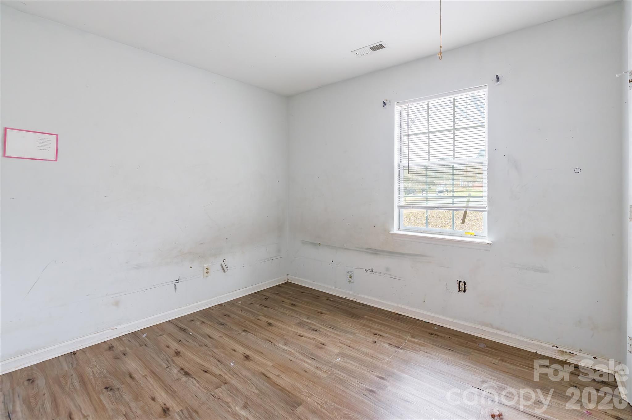 3552 Braewick Place Property Photo 17