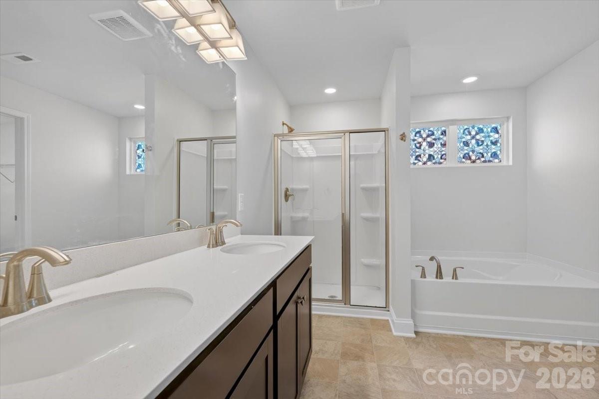 1406 Black Walnut Street Property Photo 19