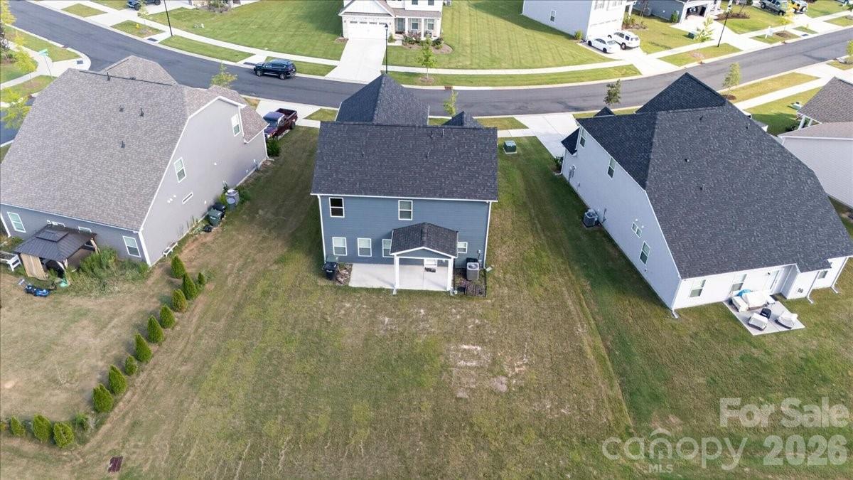1406 Black Walnut Street Property Photo 28