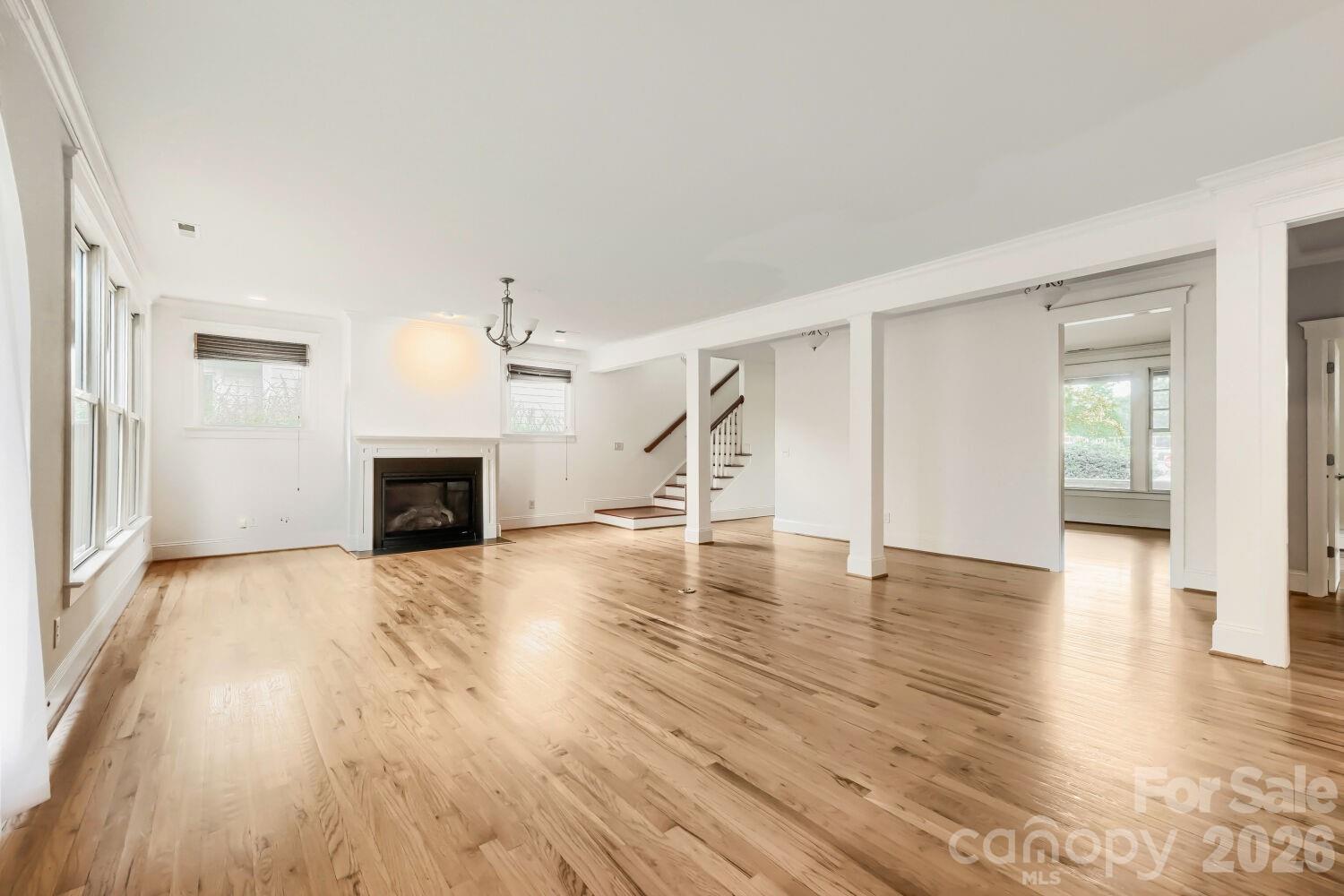 1006 Assembly Street Property Photo 6