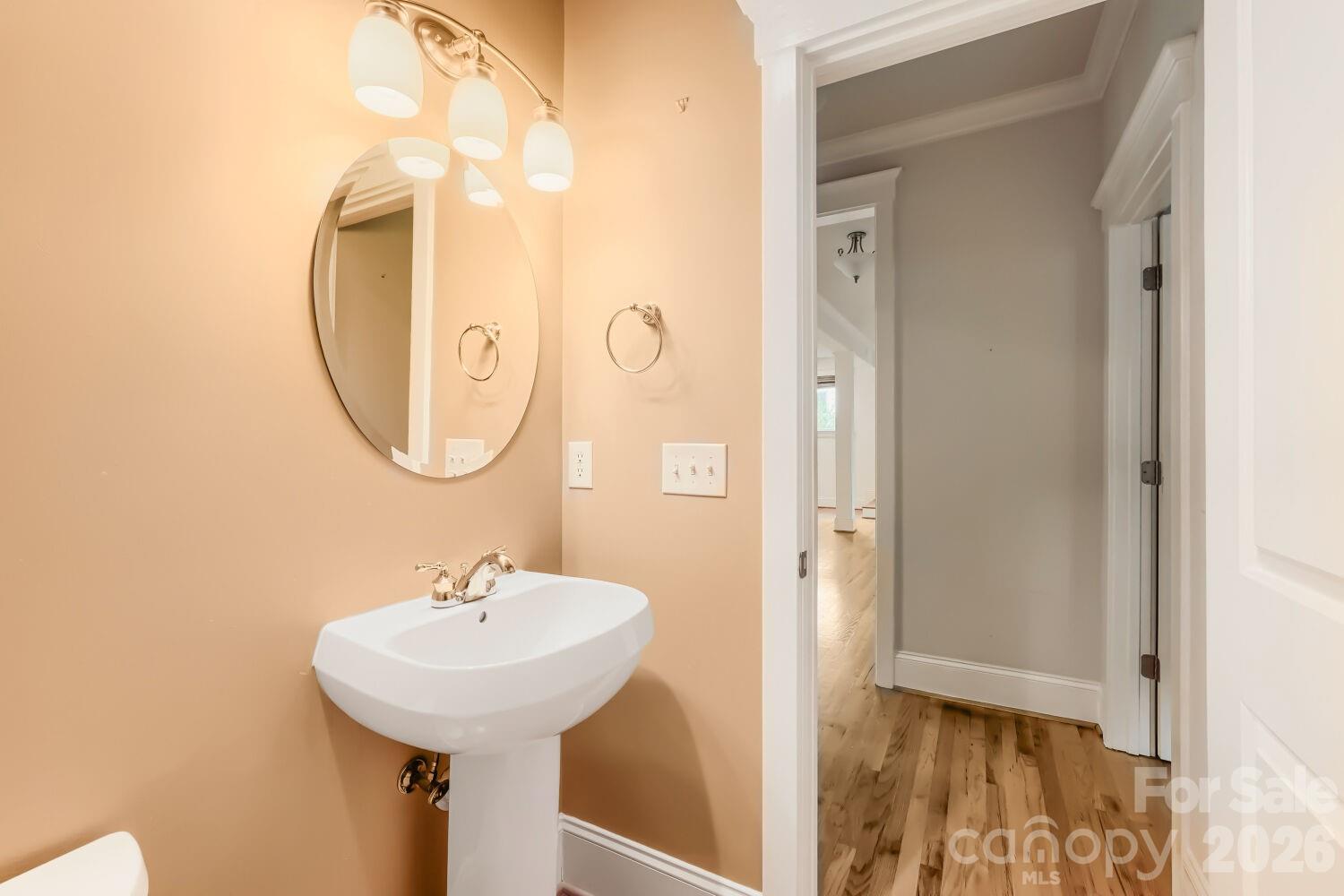1006 Assembly Street Property Photo 11