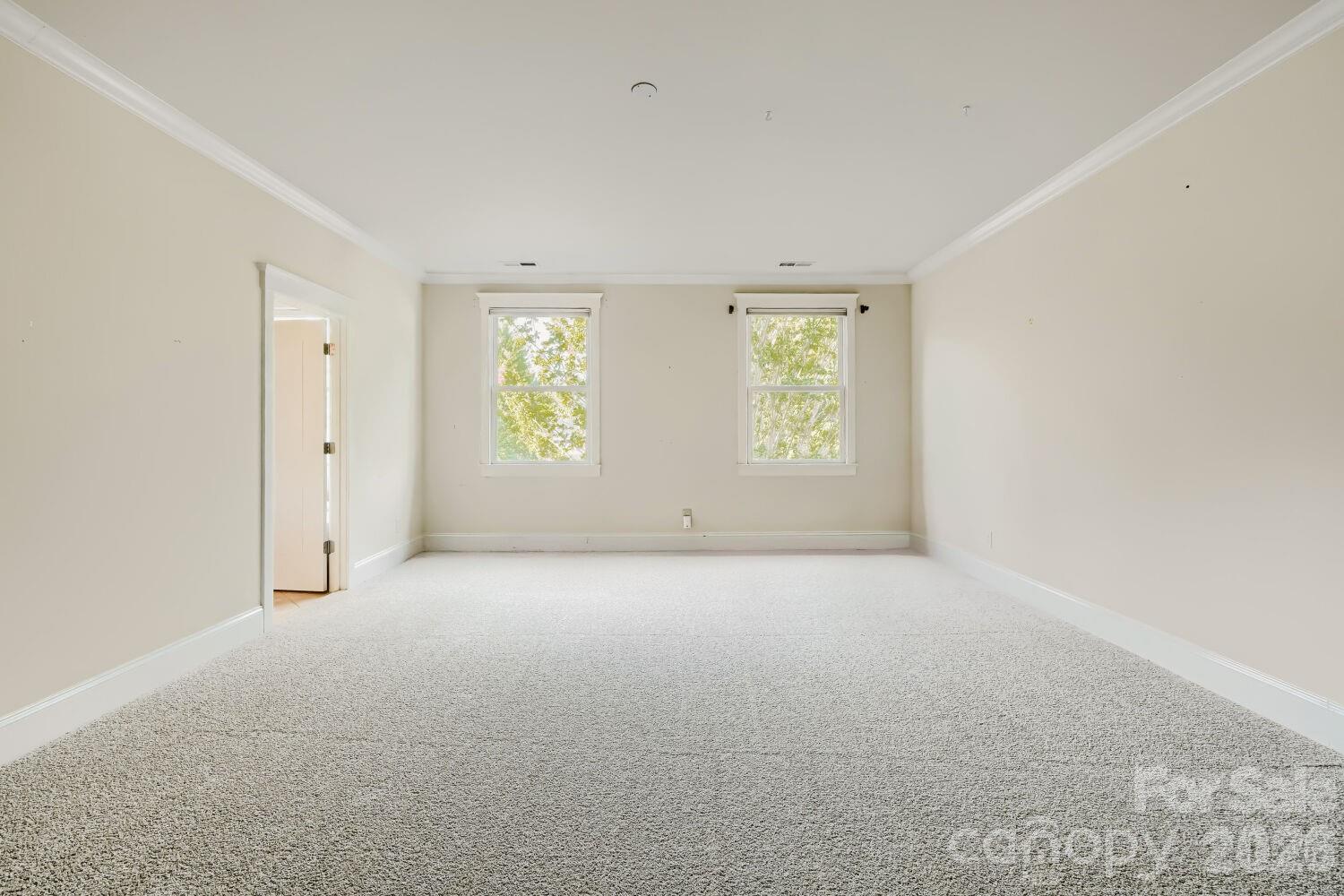 1006 Assembly Street Property Photo 12
