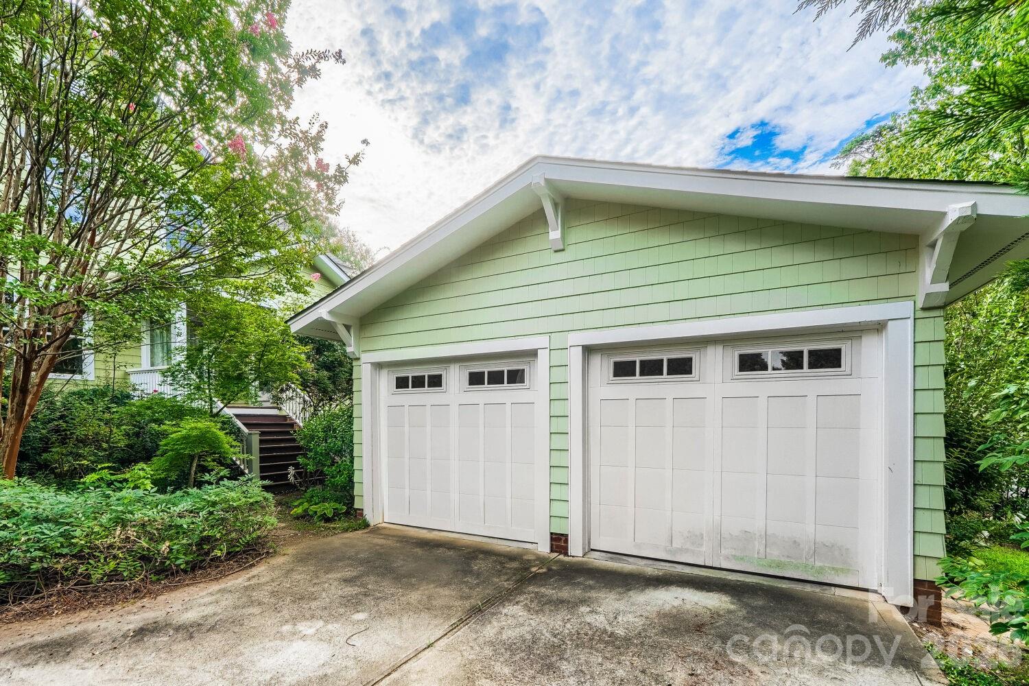 1006 Assembly Street Property Photo 19
