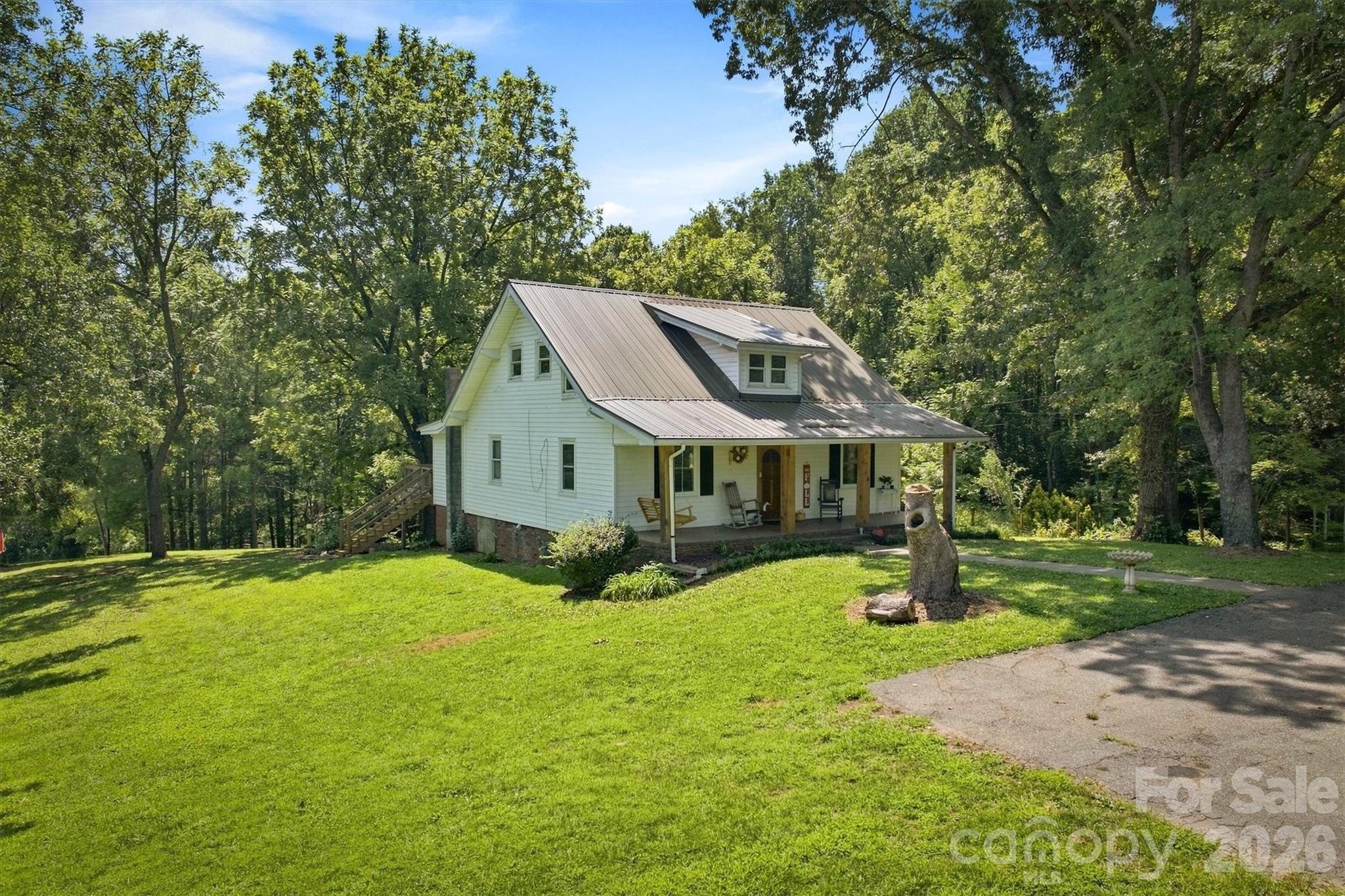 116 Amherst Road Property Photo 4
