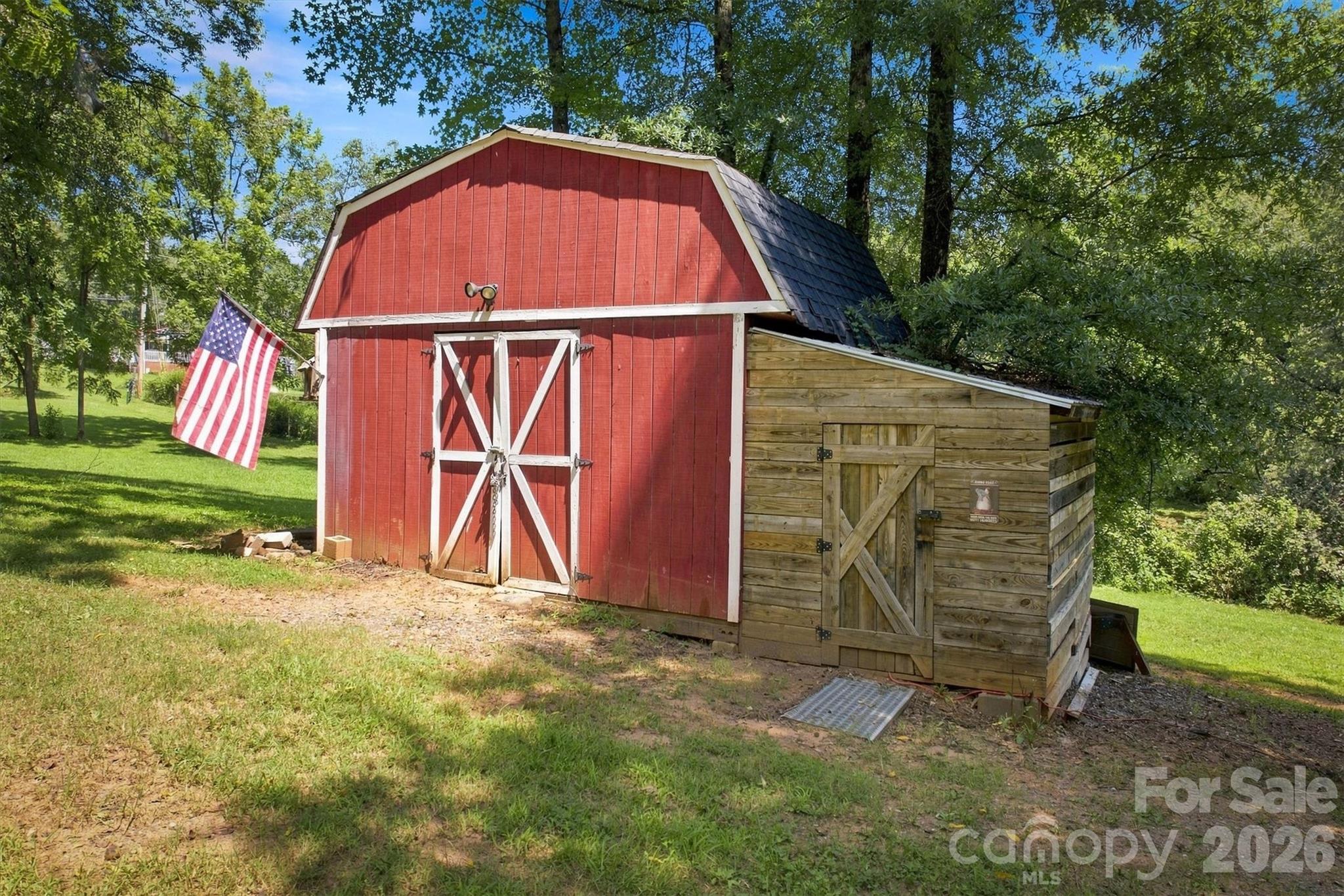 116 Amherst Road Property Photo 8