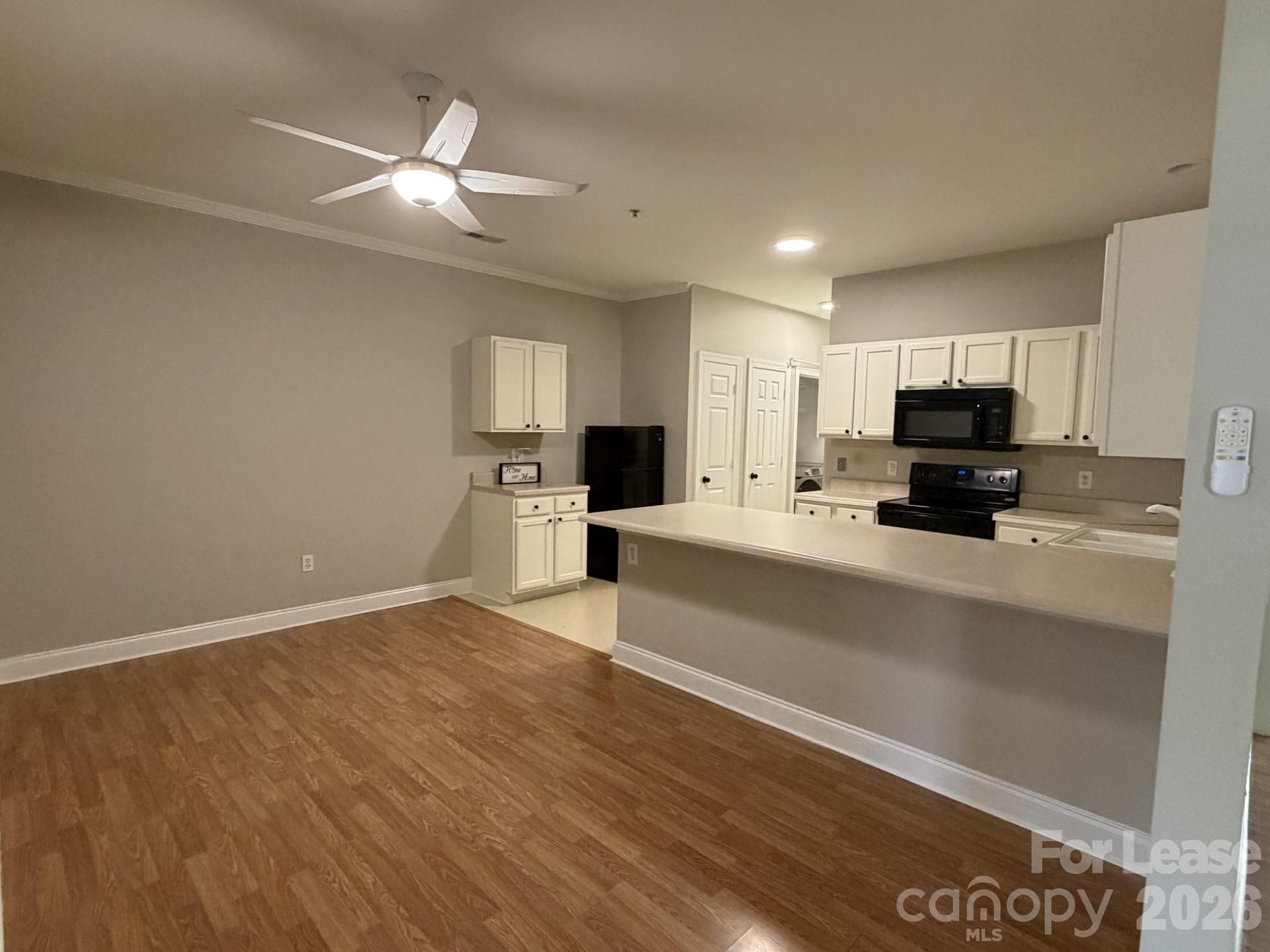21231 Hickory Street Property Photo 5