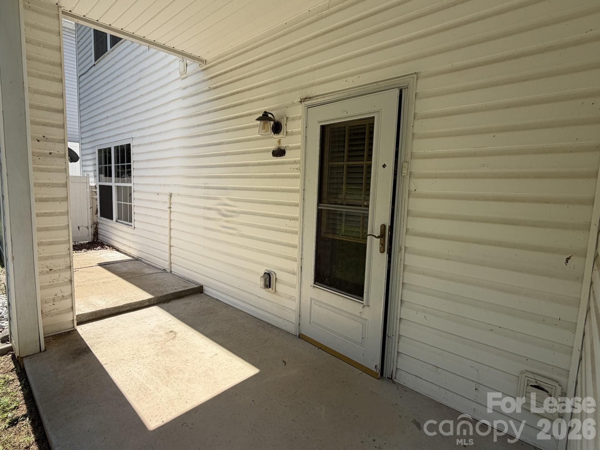 21231 Hickory Street Property Photo 13