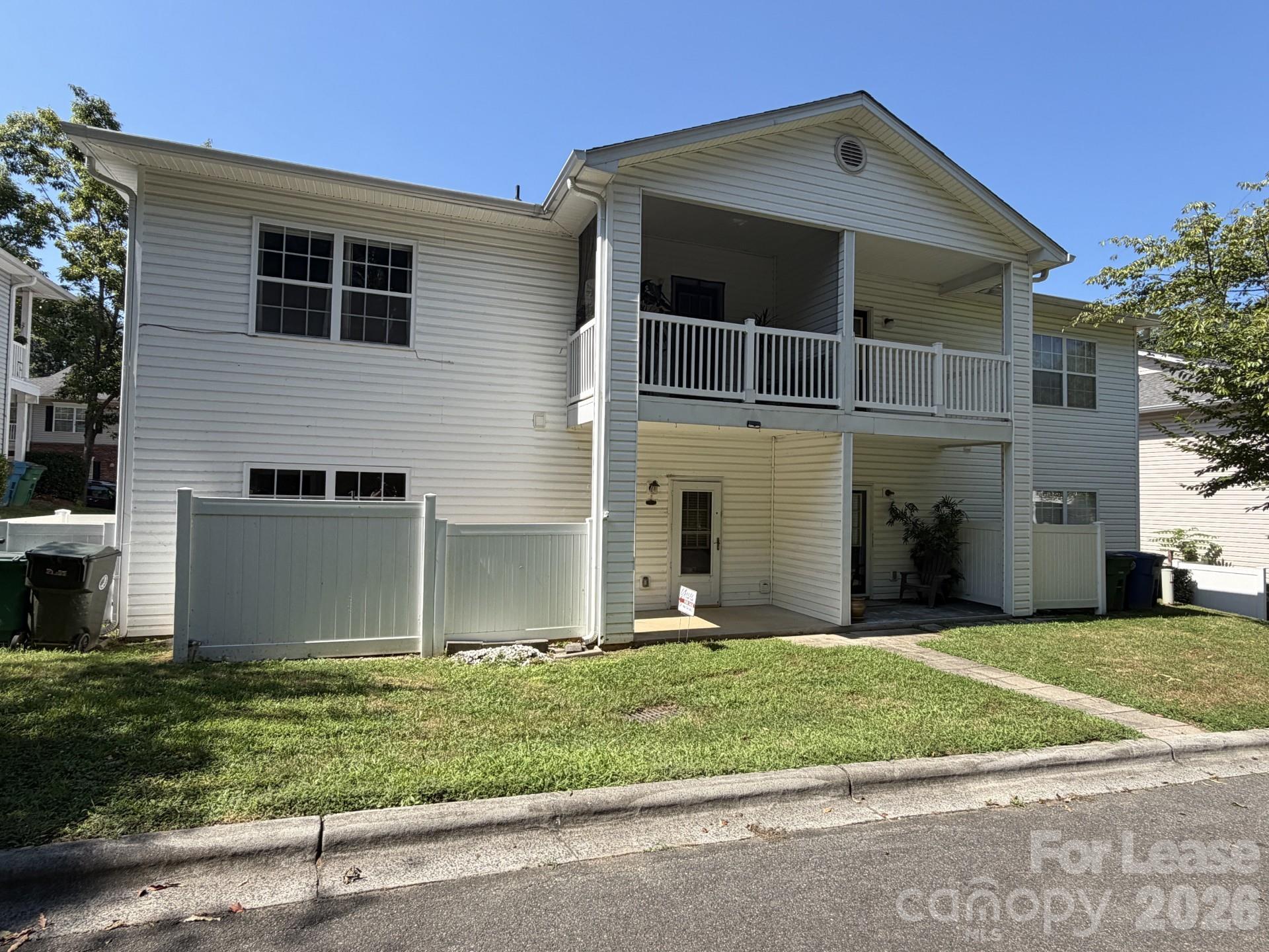 21231 Hickory Street Property Photo 14