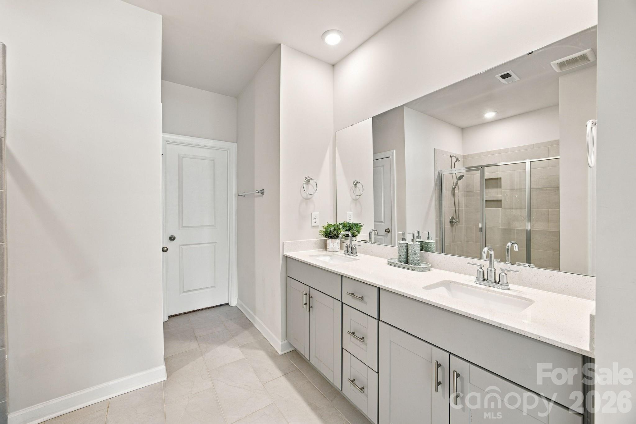 4405 Duplin Drive Property Photo 16