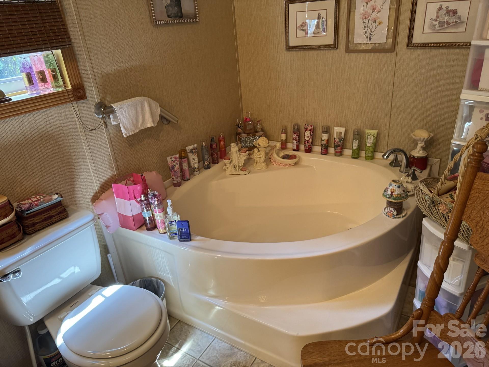165 Shea Drive Property Photo 9