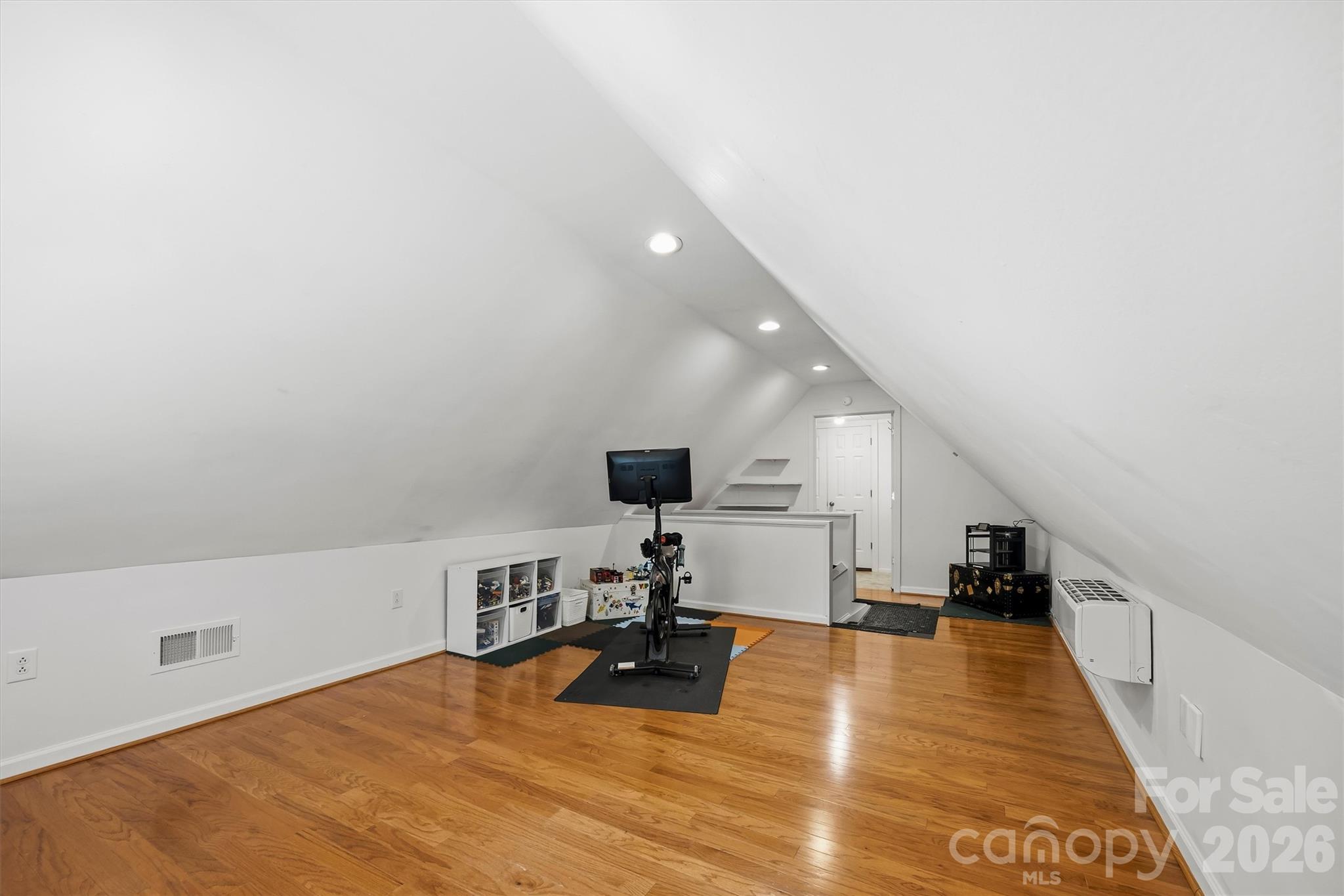 141 Wren Hill Drive Property Photo 33