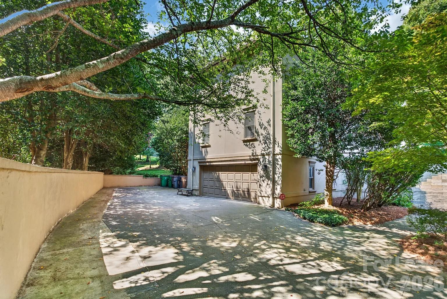 4811 Old Course Drive Property Photo 3