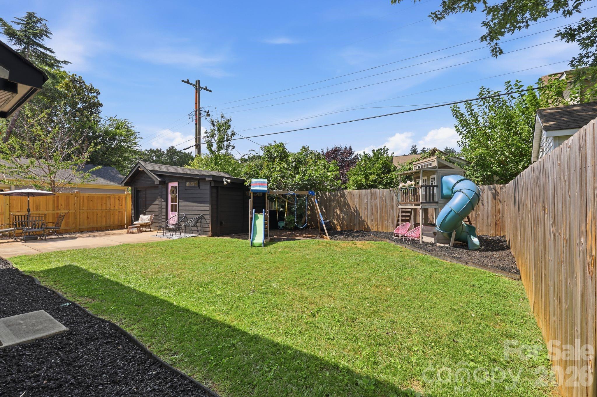3405 Benard Avenue Property Photo 5