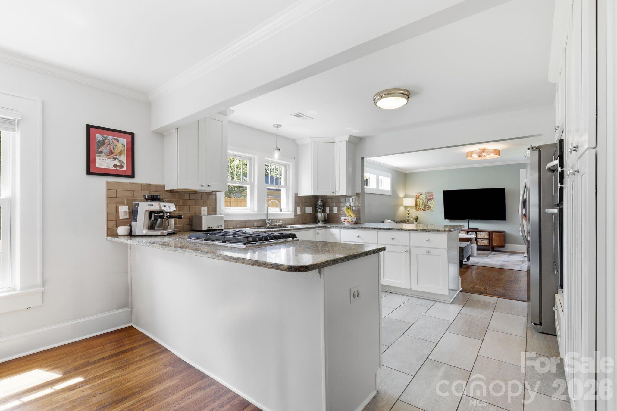 3405 Benard Avenue Property Photo 12