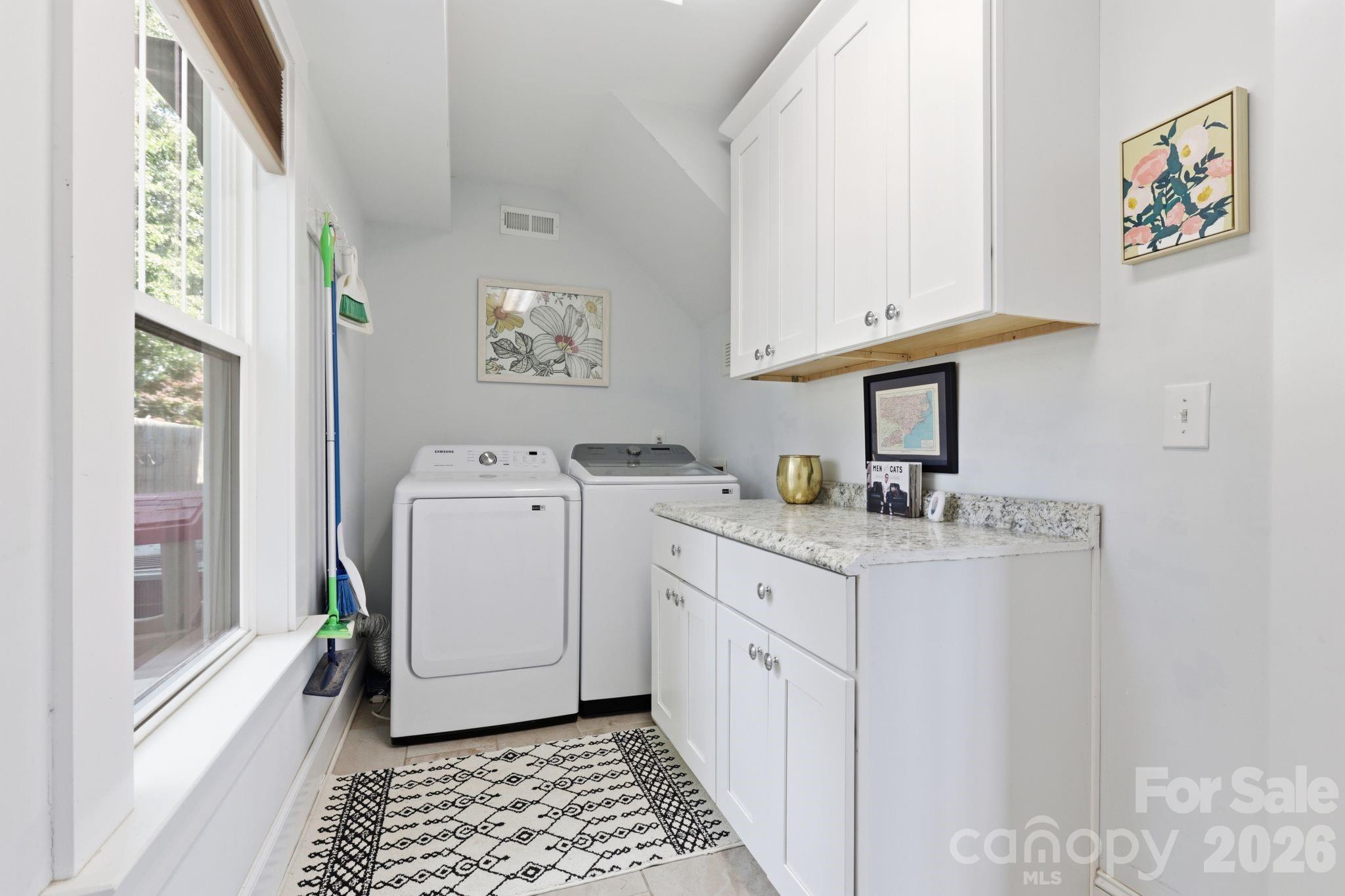 3405 Benard Avenue Property Photo 23