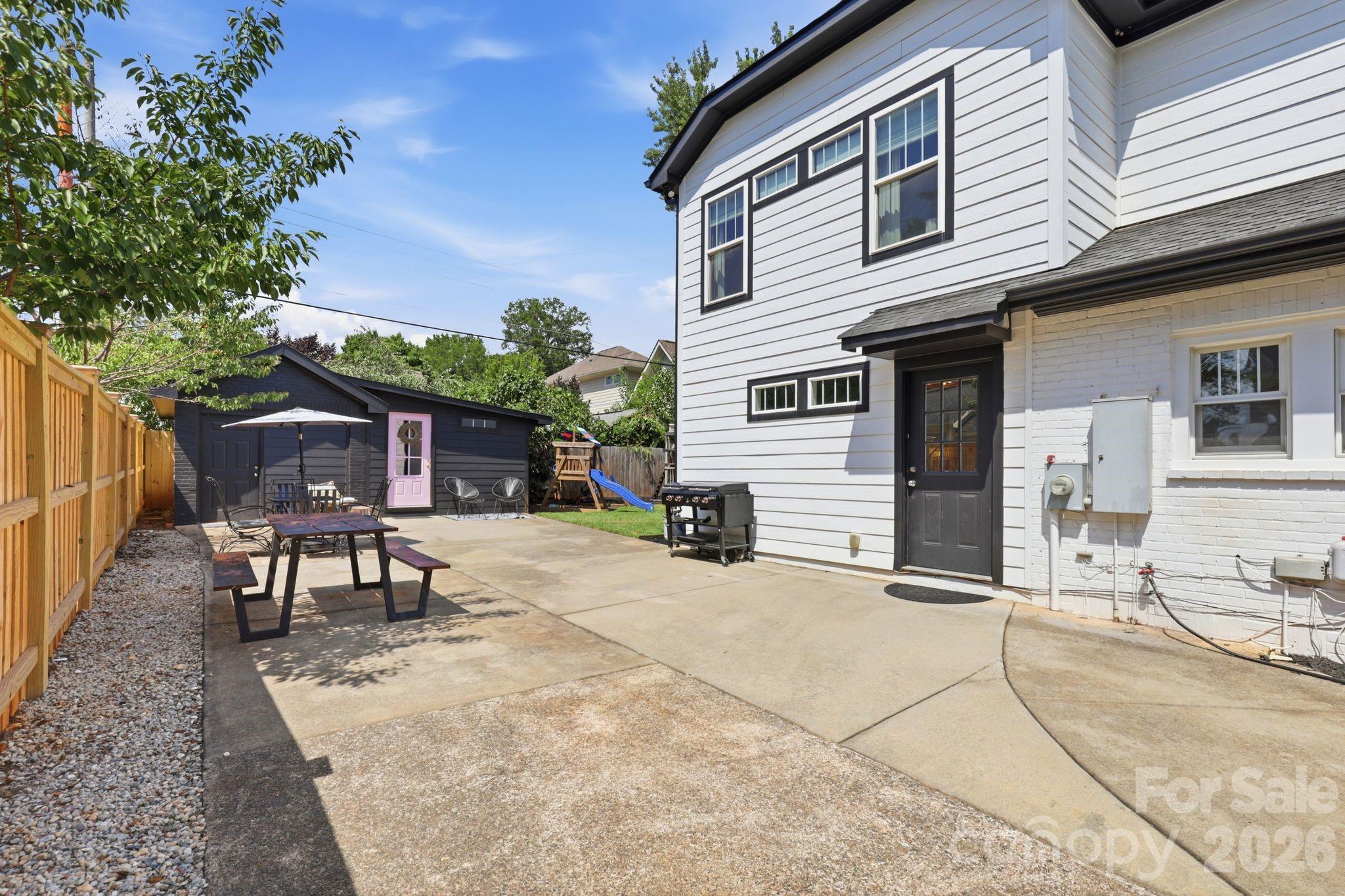 3405 Benard Avenue Property Photo 33
