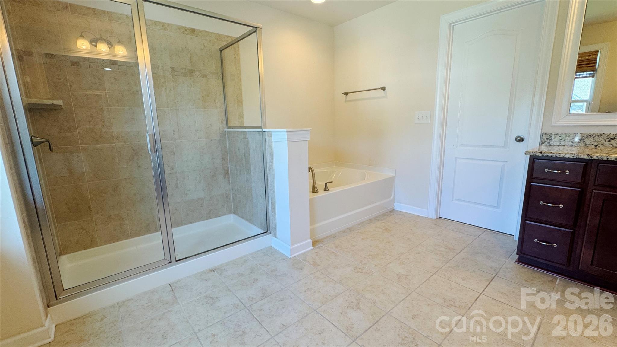 2082 Feldspar Drive Property Photo 14