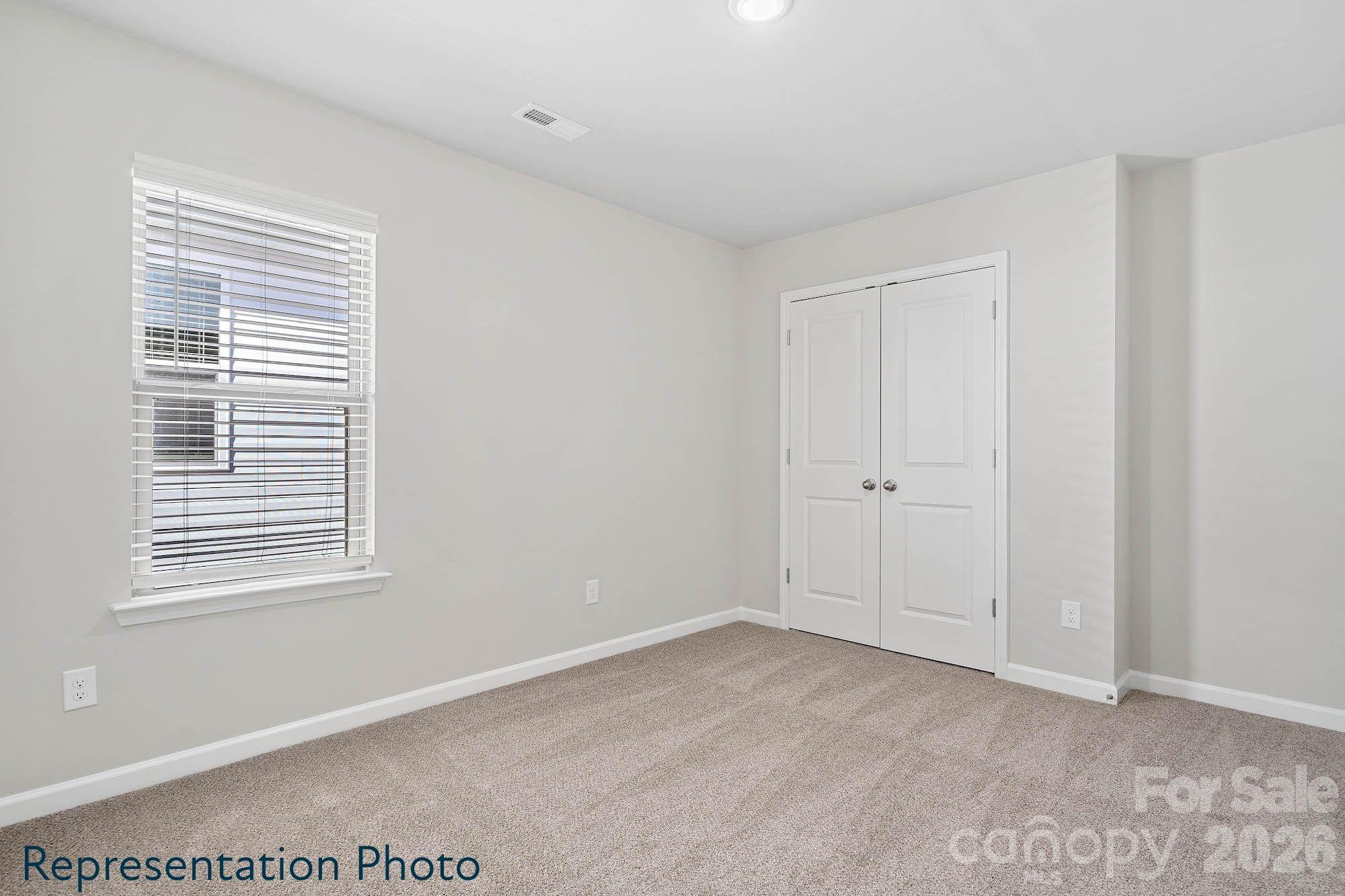 123 Pinnacle Crossing Property Photo 14