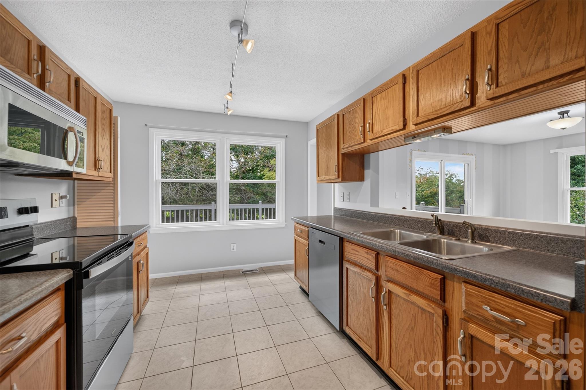 2923 Dogwood Drive Property Photo 15