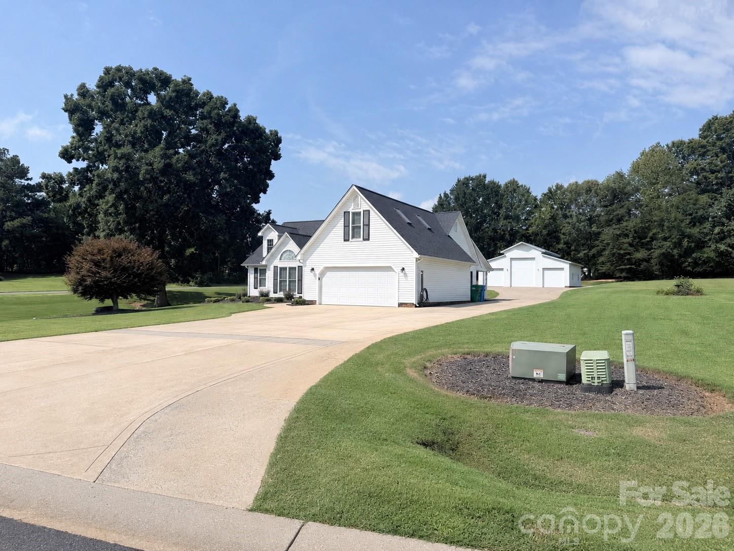620 Redah Avenue Property Photo 1