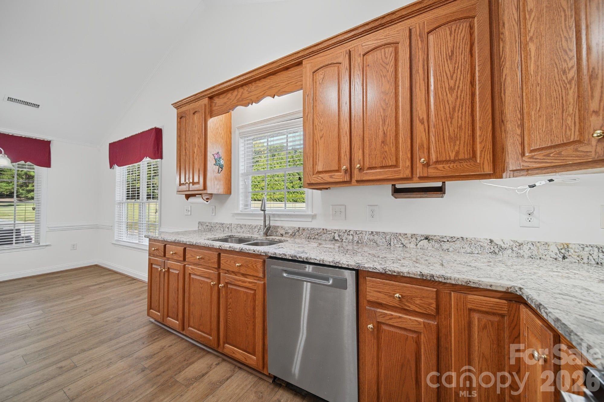 620 Redah Avenue Property Photo 10