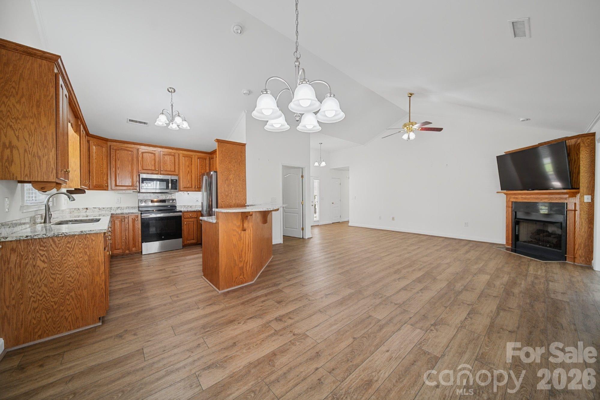620 Redah Avenue Property Photo 11
