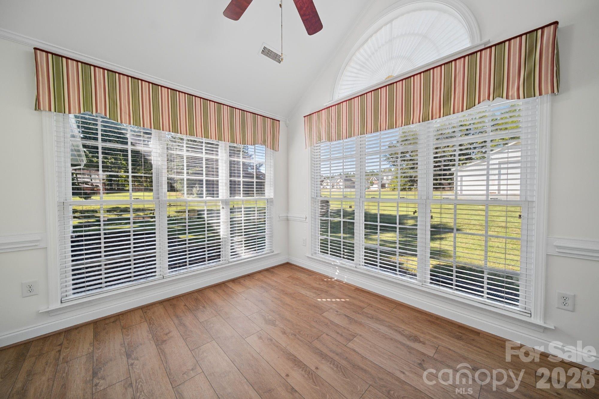 620 Redah Avenue Property Photo 12