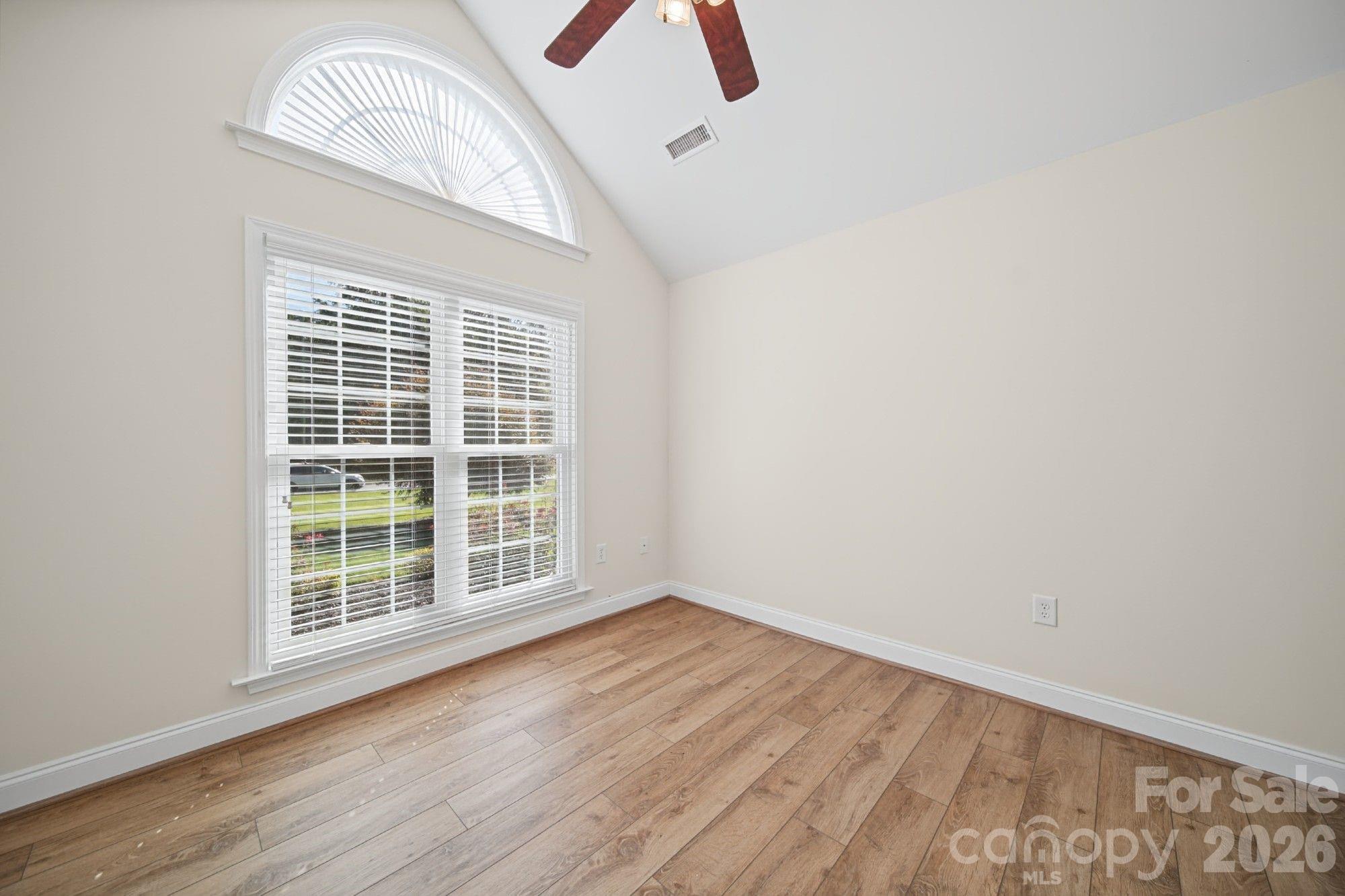 620 Redah Avenue Property Photo 20