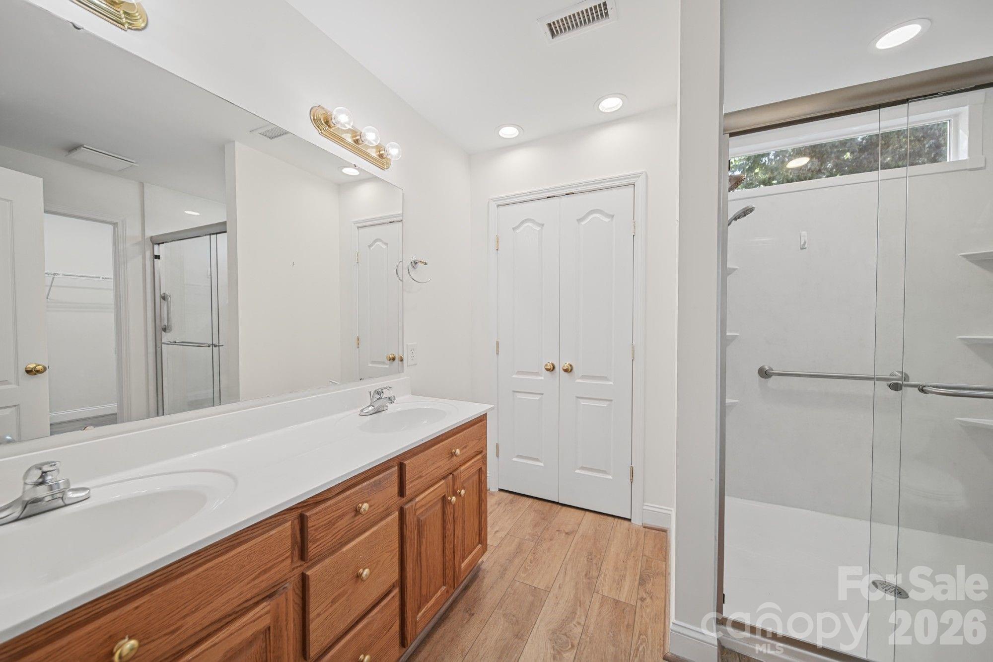 620 Redah Avenue Property Photo 24