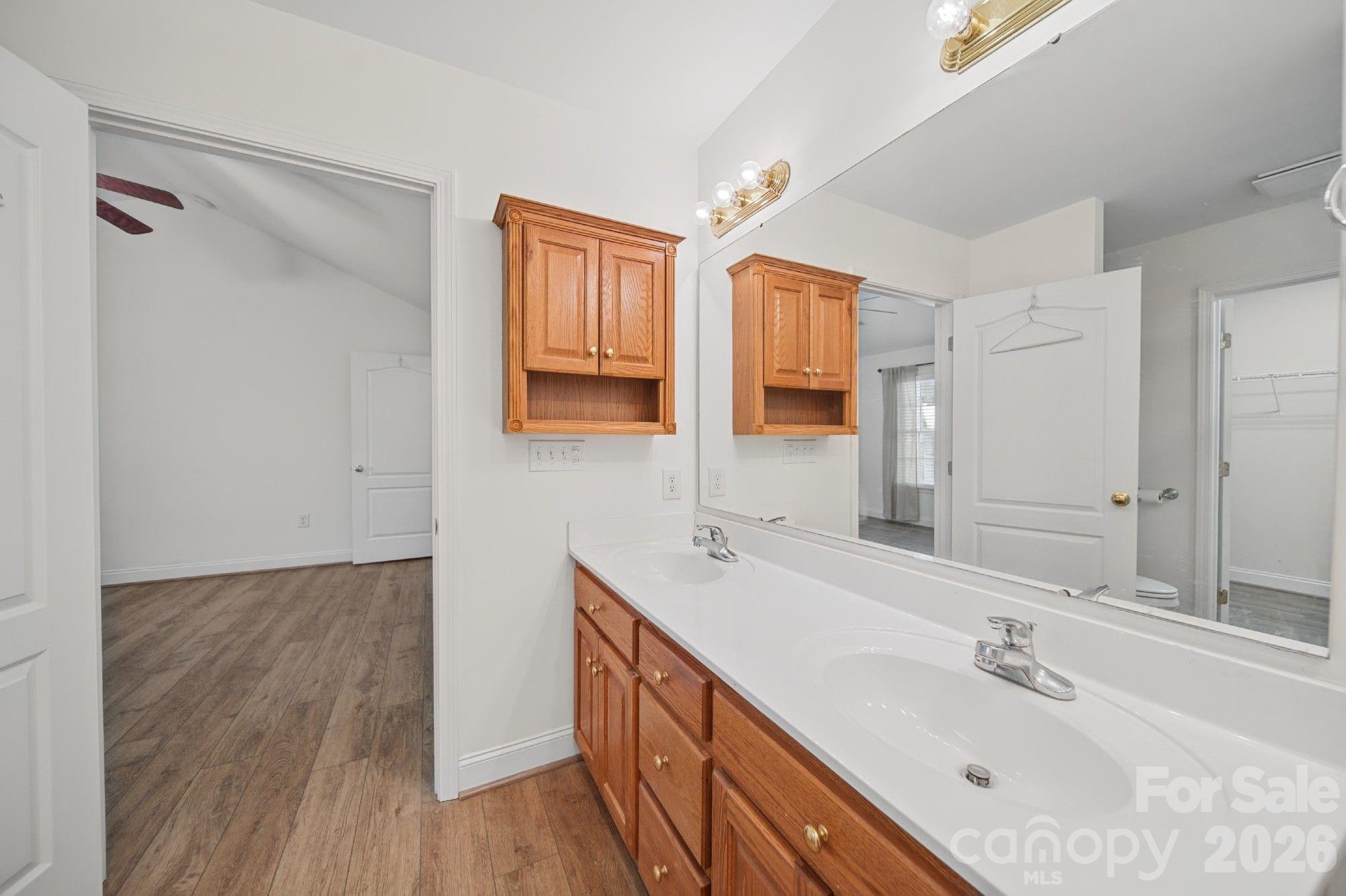 620 Redah Avenue Property Photo 25