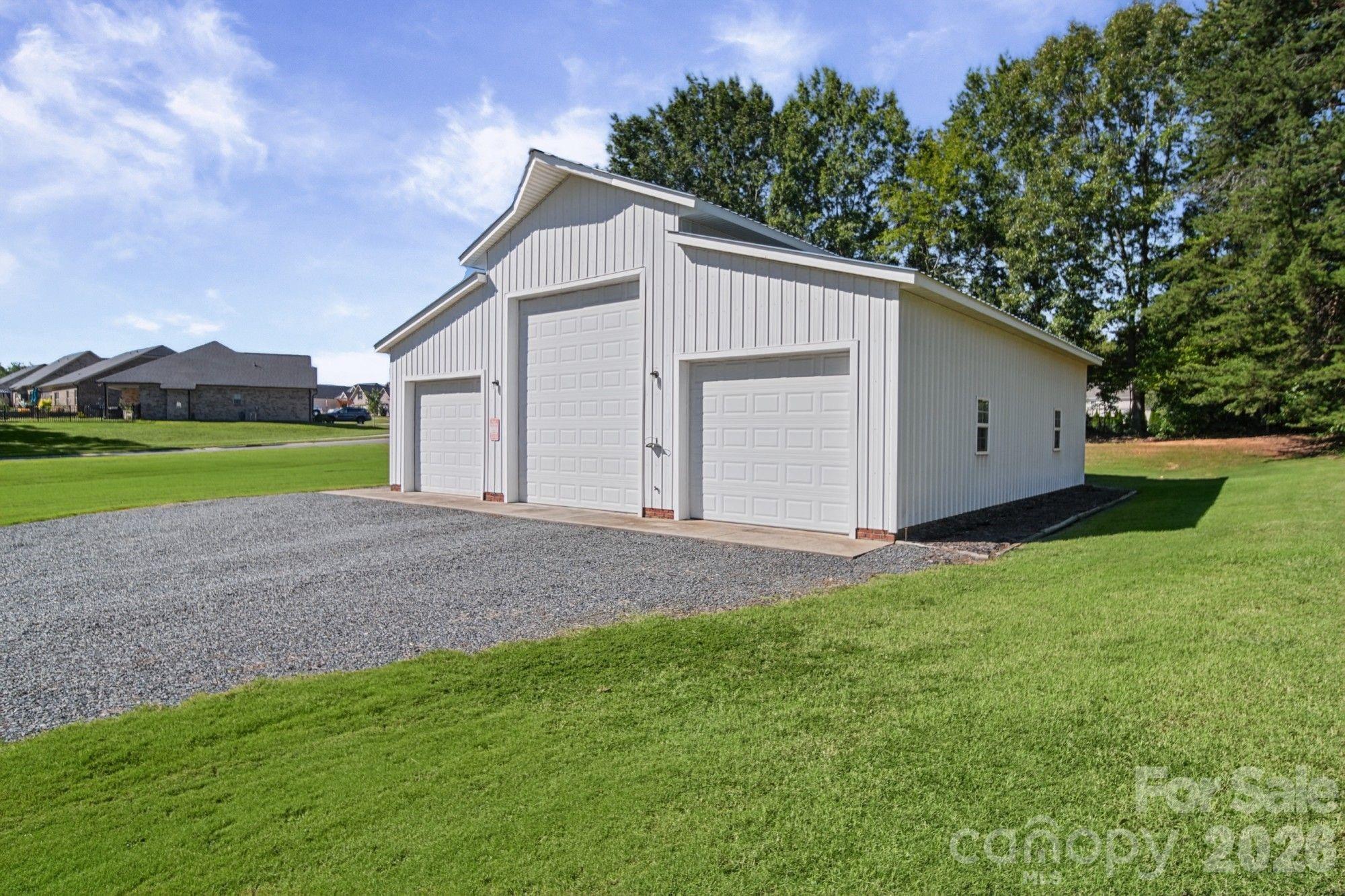 620 Redah Avenue Property Photo 34