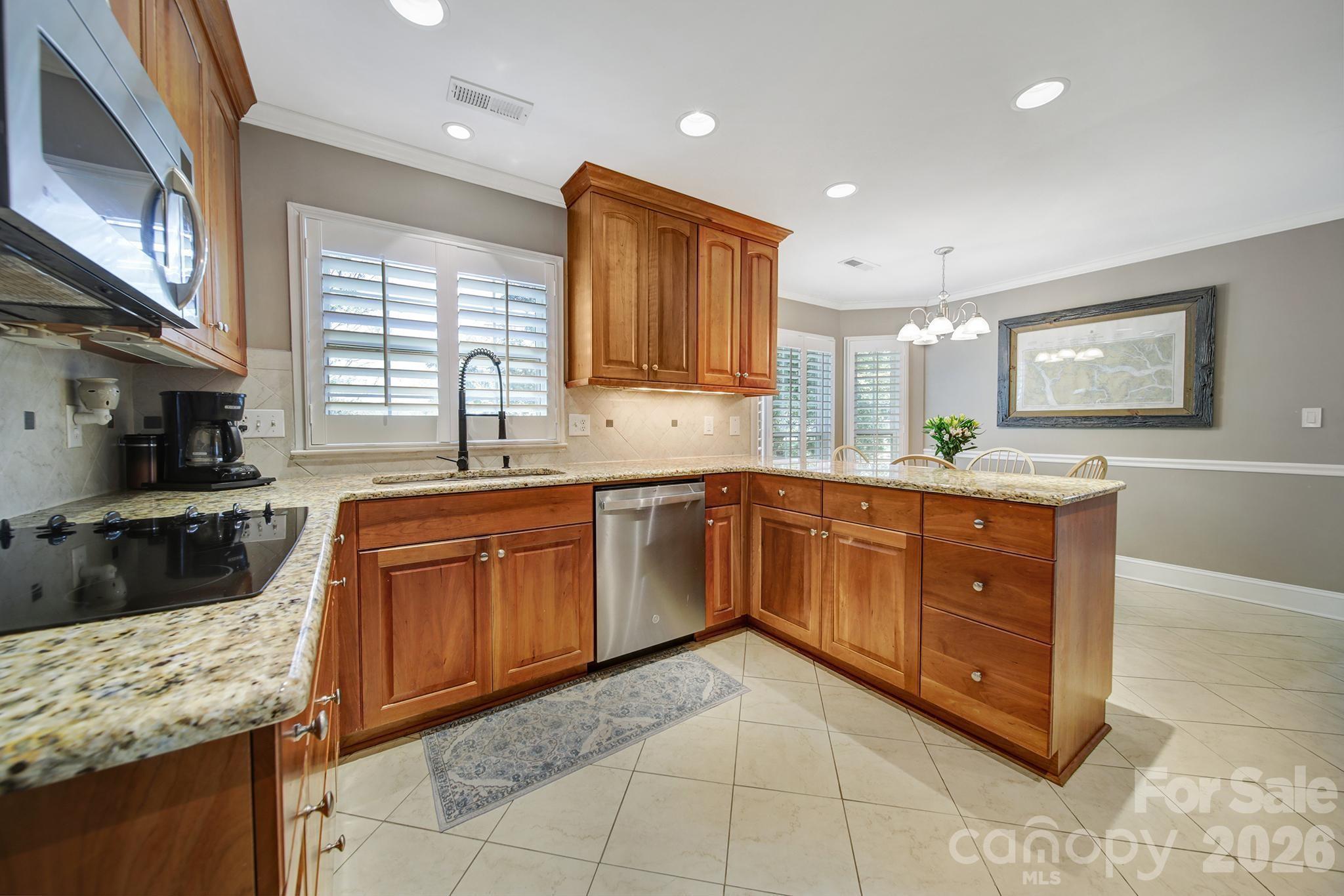 445 Cranborne Chase None Property Photo 10