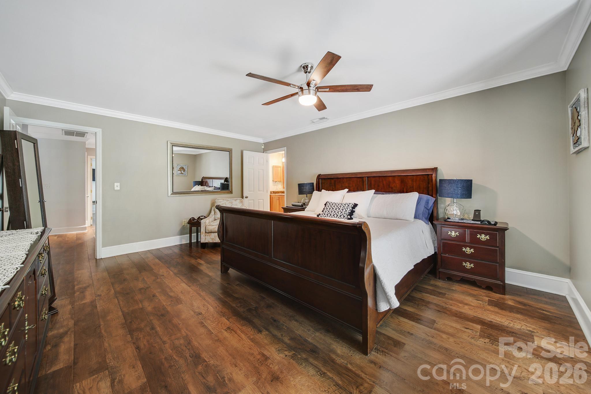 445 Cranborne Chase None Property Photo 13