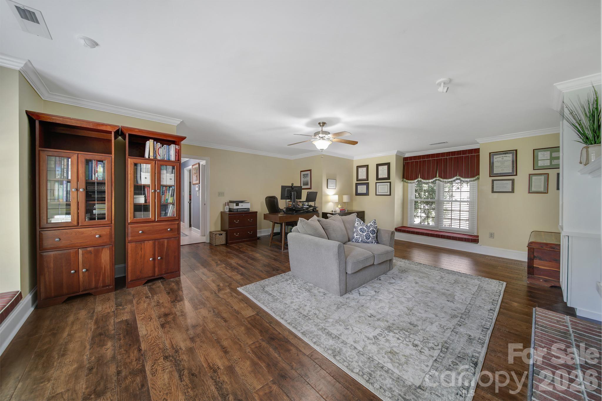 445 Cranborne Chase None Property Photo 17
