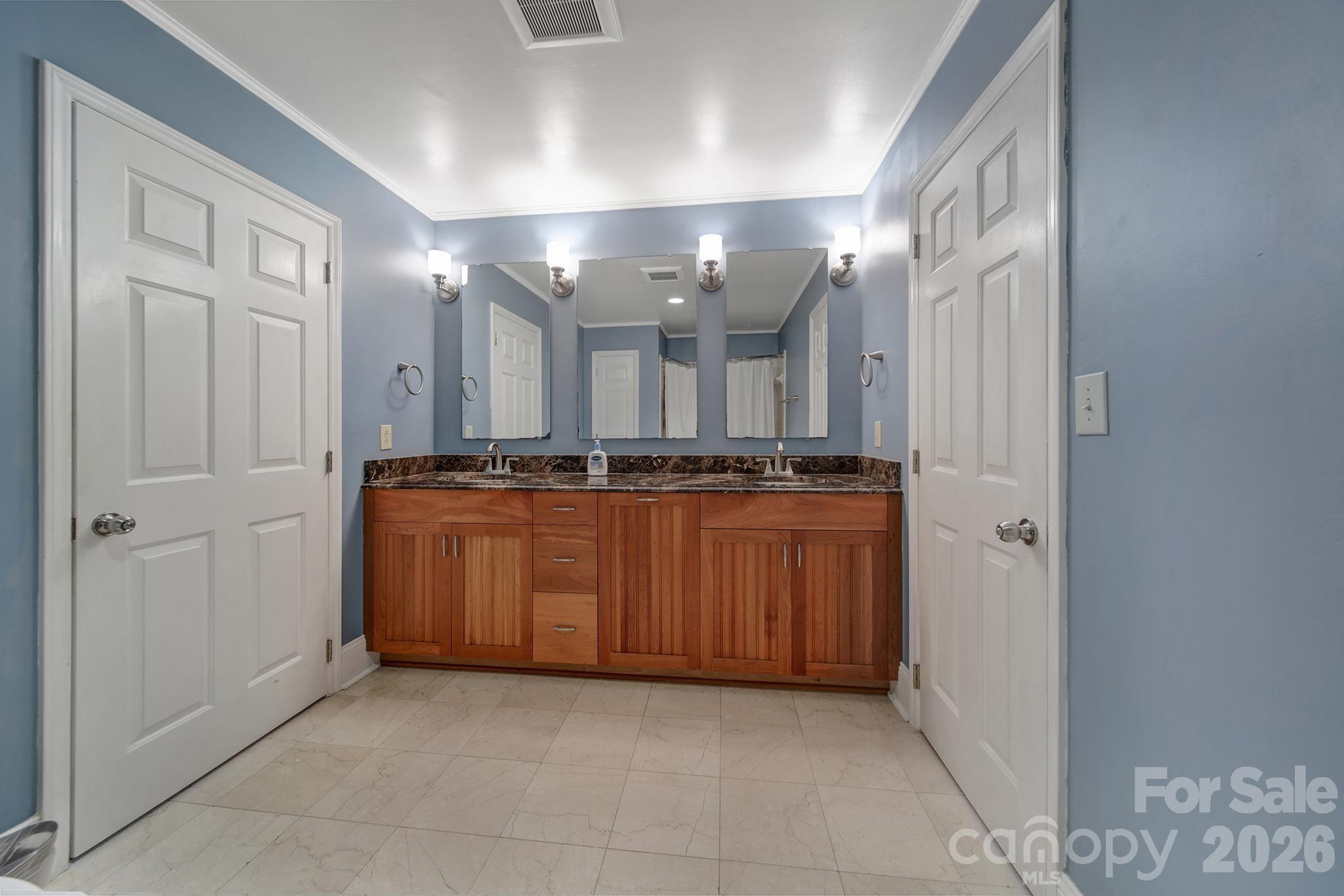445 Cranborne Chase None Property Photo 30