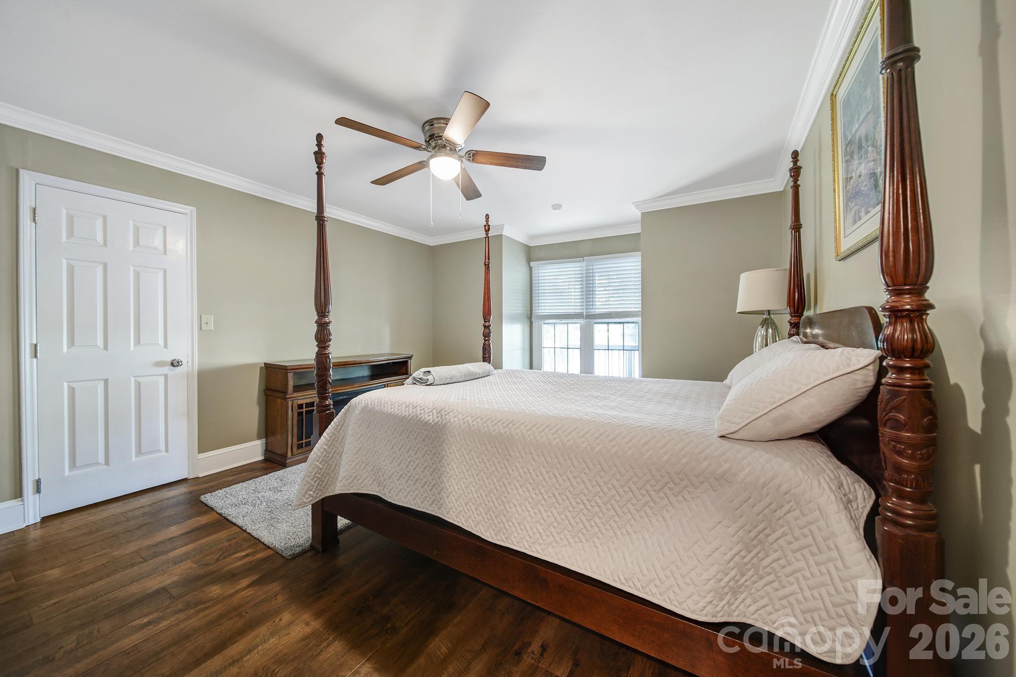 445 Cranborne Chase None Property Photo 34