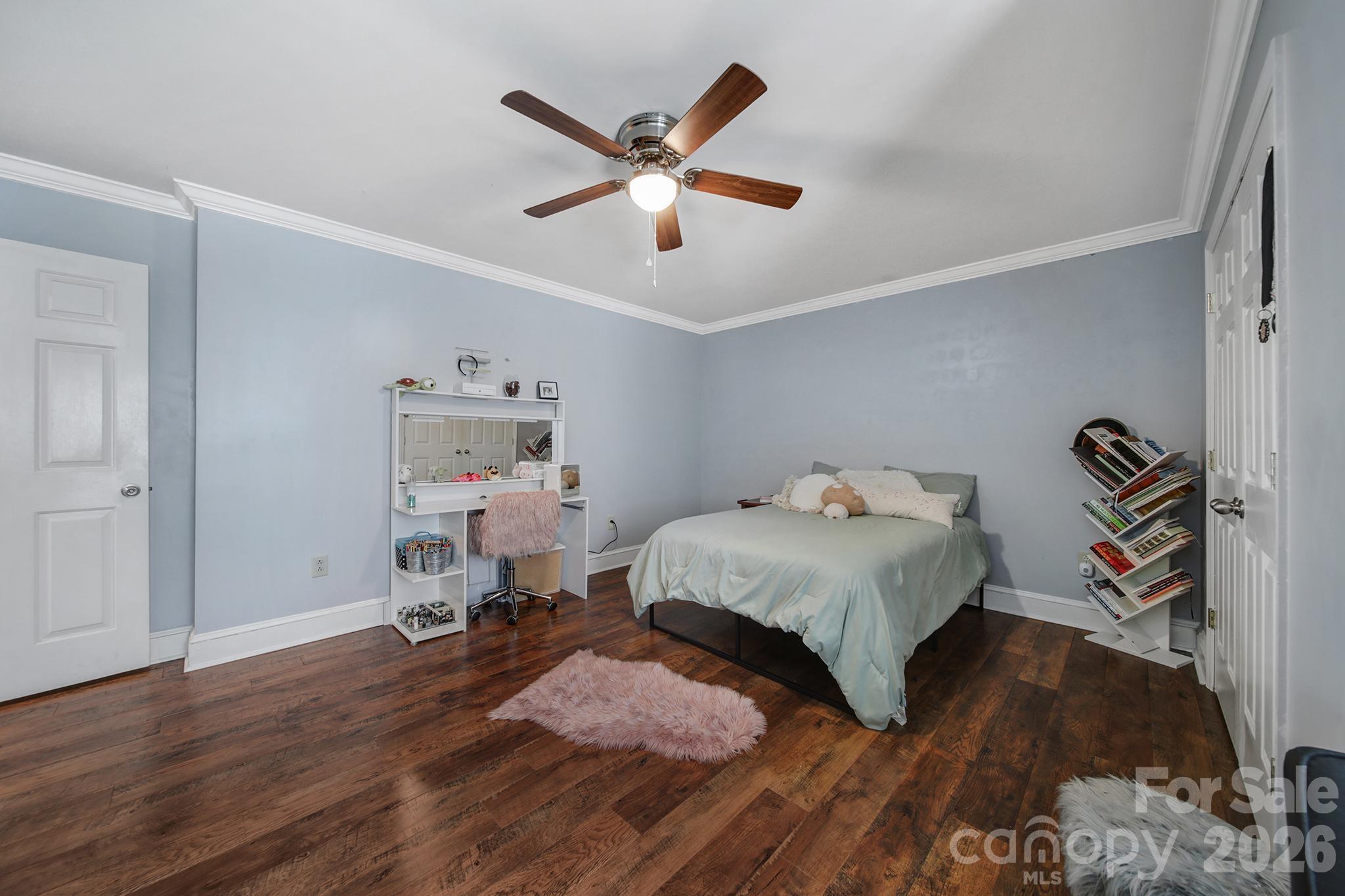 445 Cranborne Chase None Property Photo 36