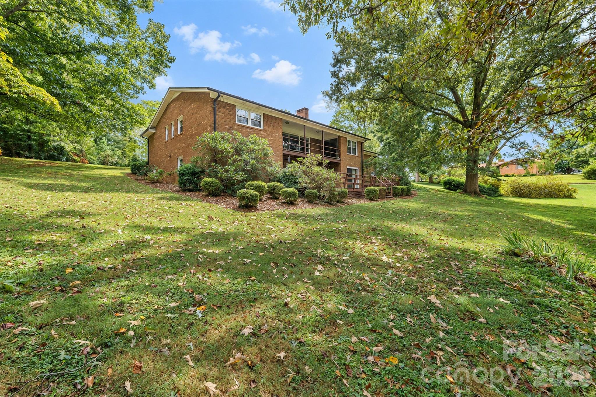 116 White Dogwood Lane Property Photo 5
