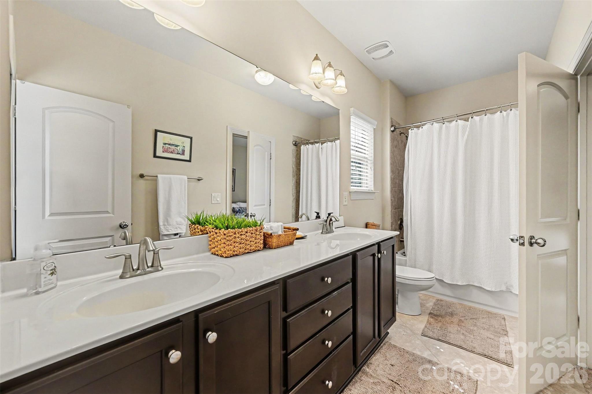 4106 Deer Track Court Property Photo 25
